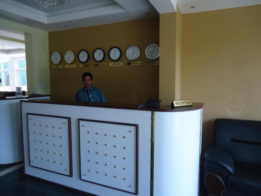 Stamford Star Hotel Нувара-Елія Екстер'єр фото